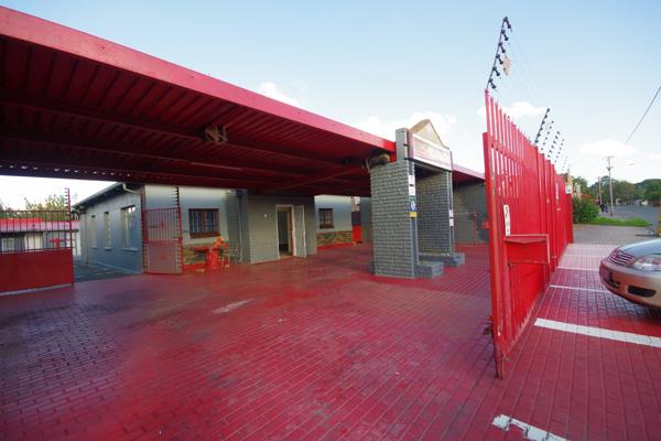 200  m² Commercial space