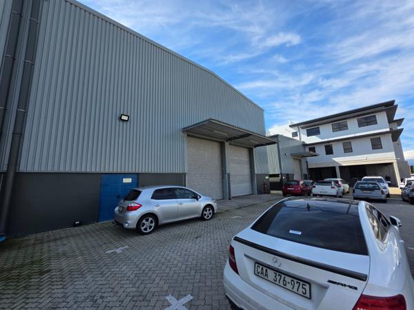 1 036  m² Industrial space