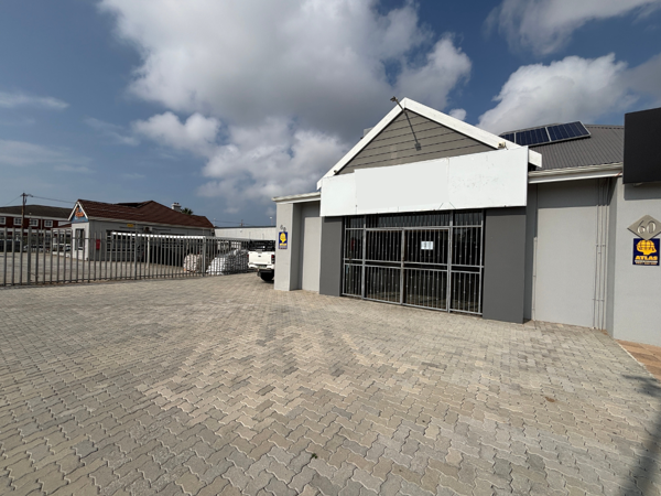 300  m² Industrial space