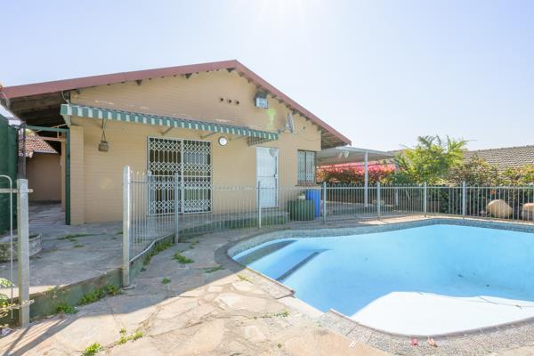 12 Bedroom House
