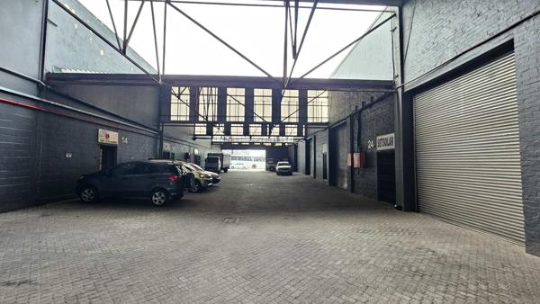 245  m² Industrial space