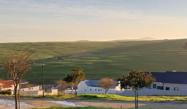 792 m² Land