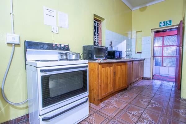 1 Bedroom House