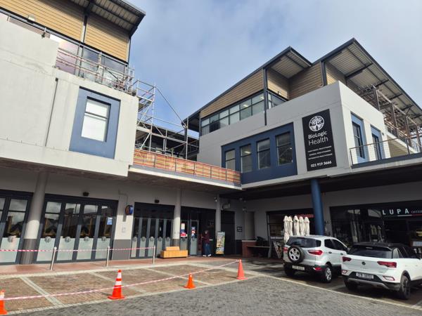 156  m² Commercial space