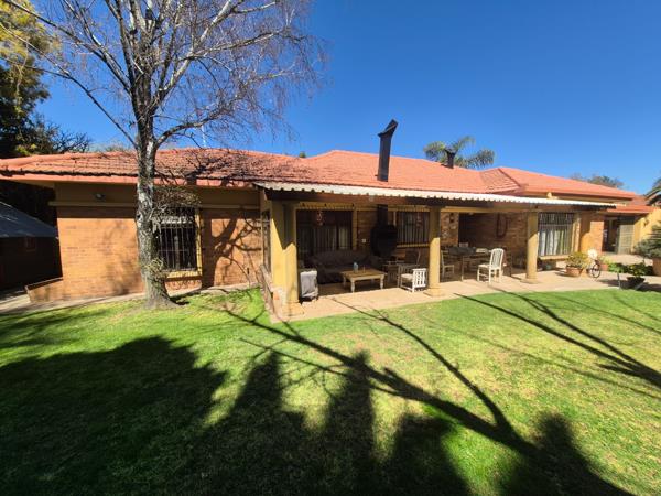 8 Bedroom House