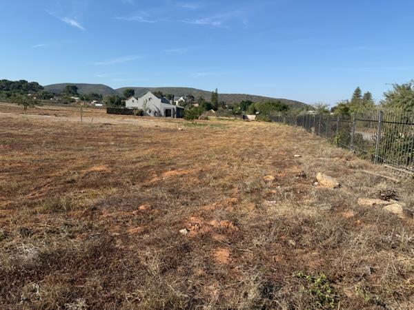1 244 m² Land