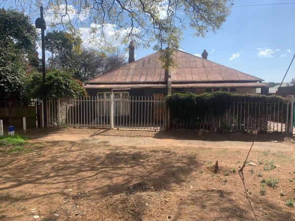 6 Bedroom House
