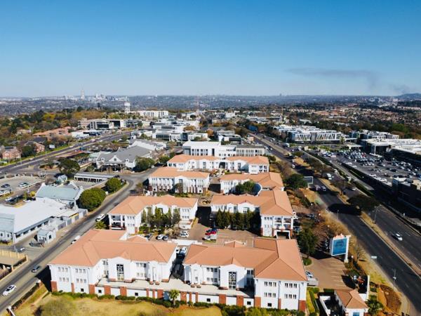 9 625  m² Commercial space