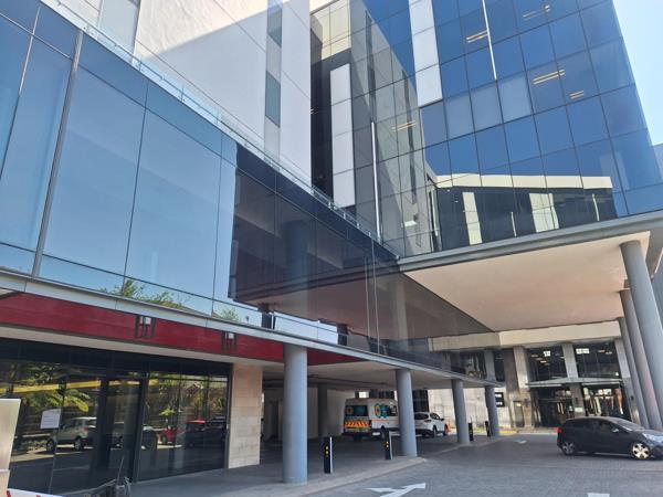 797  m² Commercial space