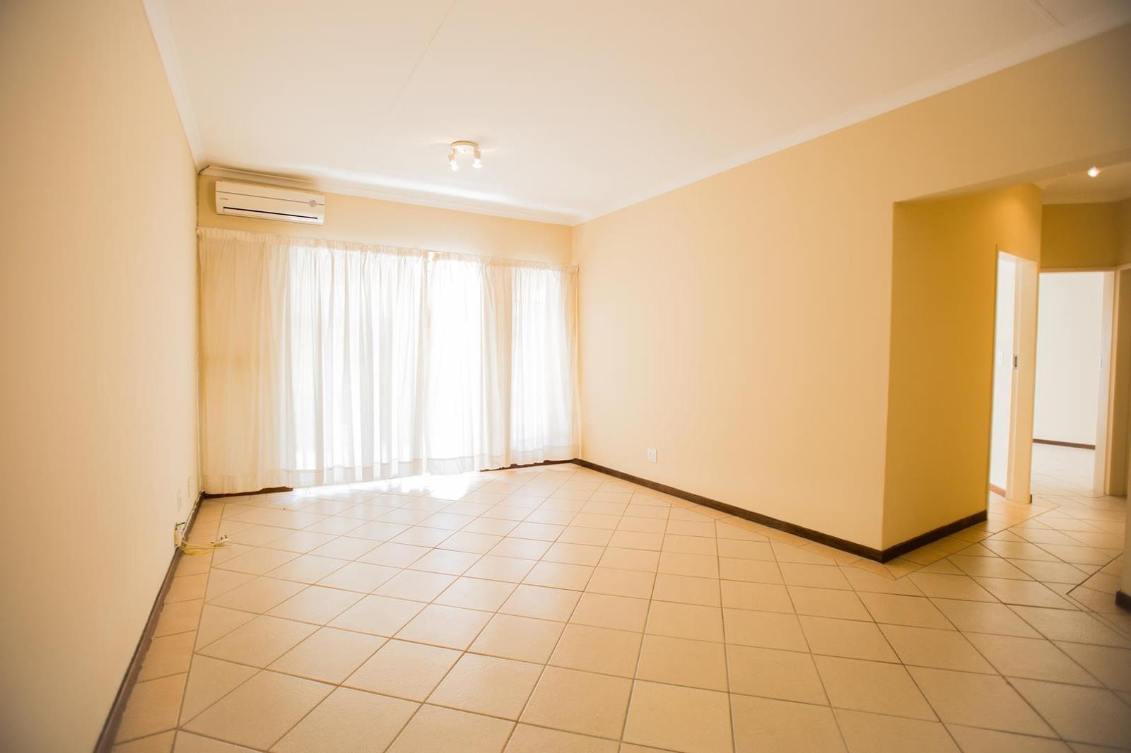 3 Bedroom Townhouse in Equestria