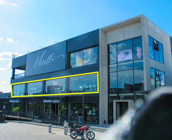 350  m² Commercial space