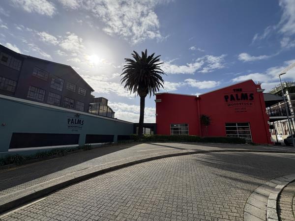 536  m² Commercial space