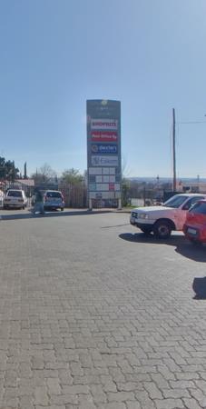 798  m² Retail Space