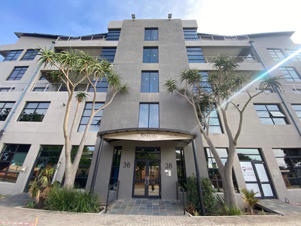 236  m² Commercial space