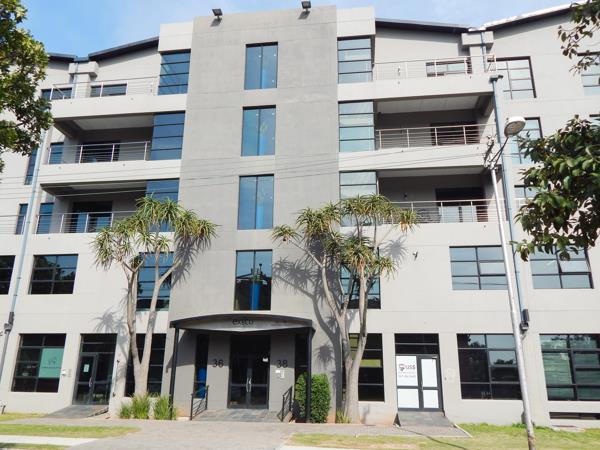 236  m² Commercial space