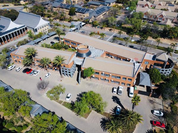 3 397  m² Commercial space