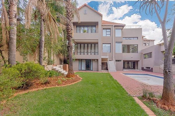 8 Bedroom House