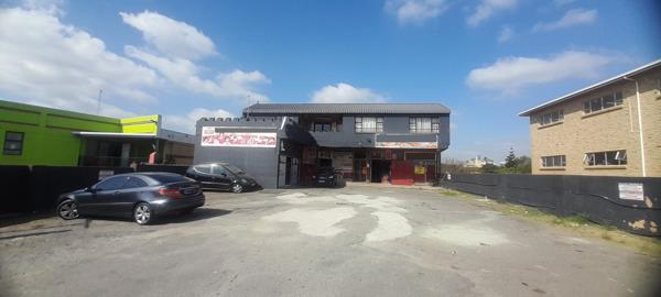 650  m² Commercial space