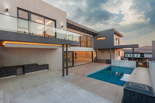 5 Bedroom House