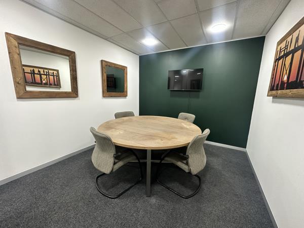 9.2 m² Commercial space