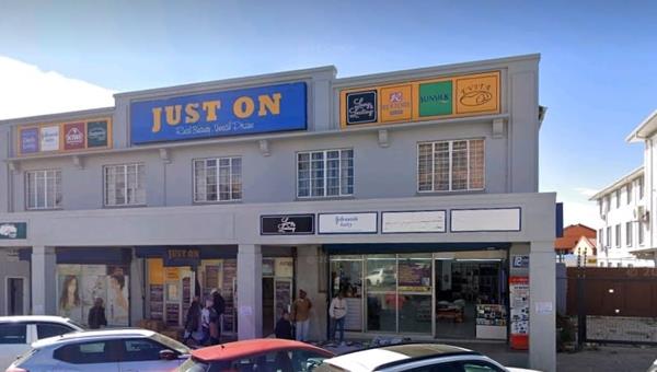 240  m² Office Space