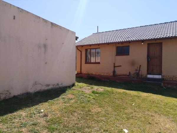3 Bedroom HouseAllandale - More