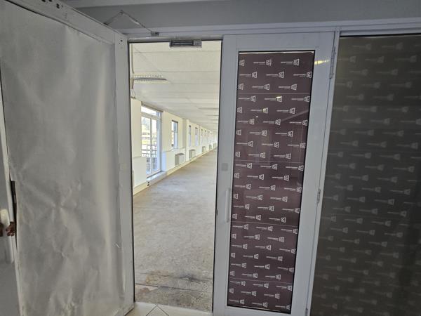 363.6  m² Commercial space