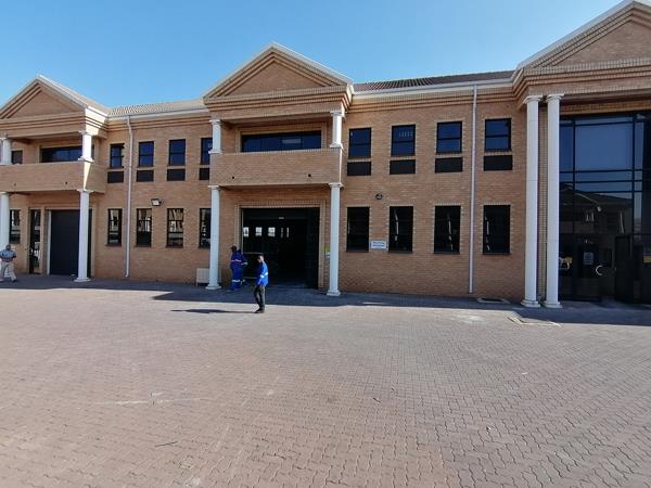 844  m² Industrial space