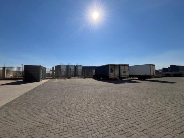 451  m² Industrial space