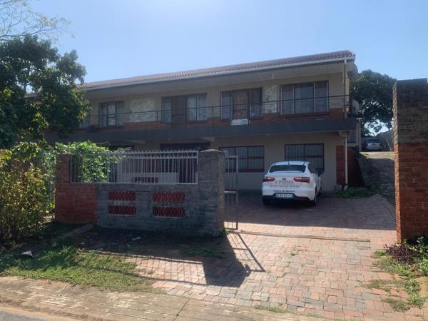 11 Bedroom Apartment