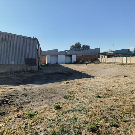 350  m² Industrial space