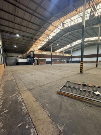 1 589  m² Commercial space