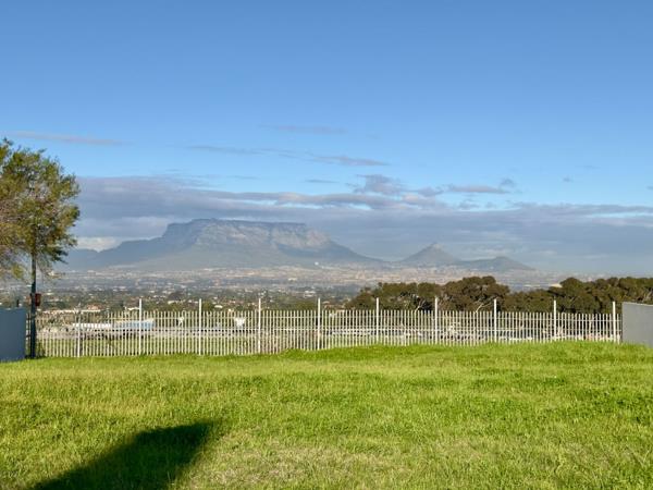 843 m² Land