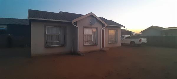 2 Bedroom House
