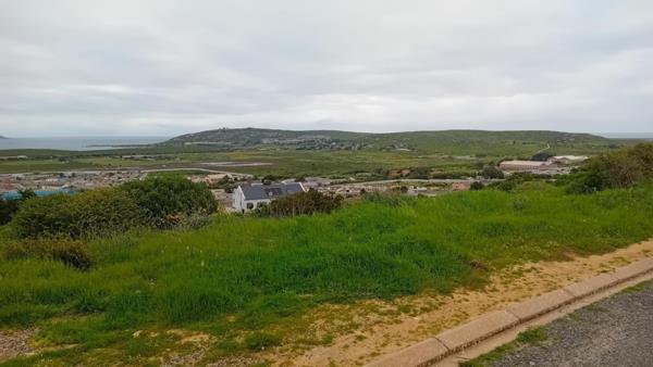 755 m² Land