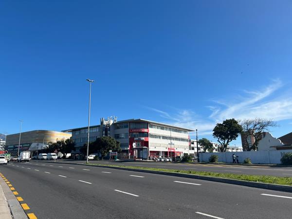 307.9  m² Commercial space