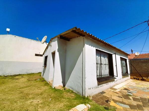 2 Bedroom House