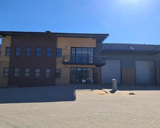 2 317  m² Industrial space