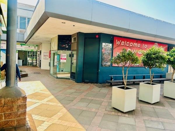 65.5  m² Commercial space