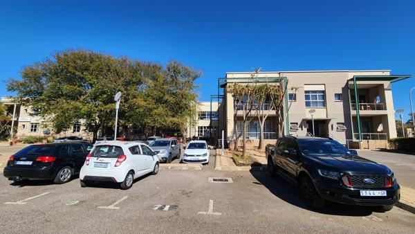 1 050  m² Commercial space