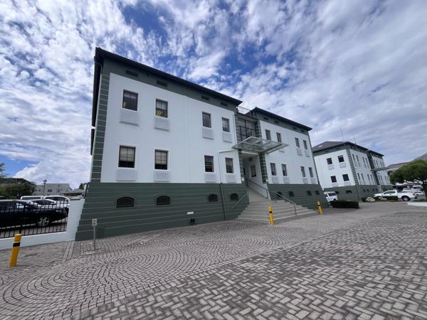 64.9  m² Commercial space