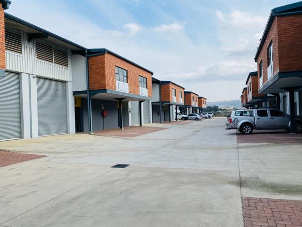 184  m² Commercial space