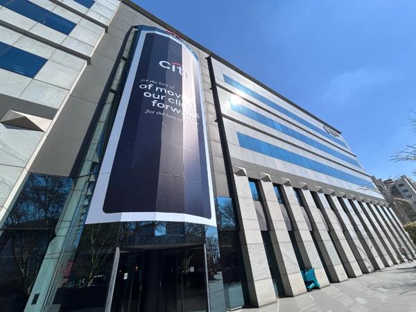 348 m² Commercial space