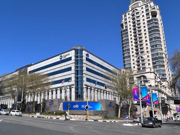 351 m² Commercial space