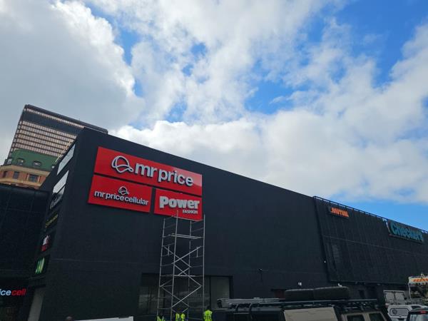 36  m² Retail Space