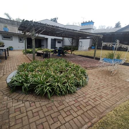 1 Bedroom Garden Cottage