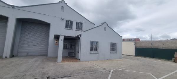 204  m² Industrial space