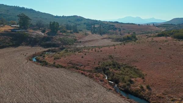809 ha Farm