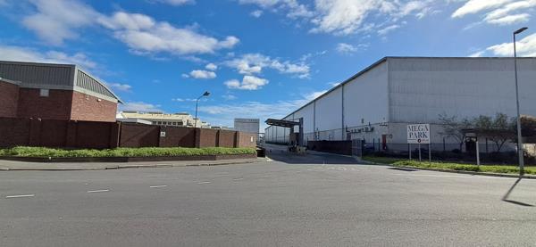 559  m² Industrial space