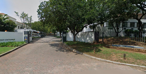 316  m² Commercial space